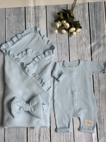 Купить оптом 335-Г. Комплект из детского комбинезона,  р 56 и конверта муслин, хлопок 100% 90/90 см, голубой в Ульяновске